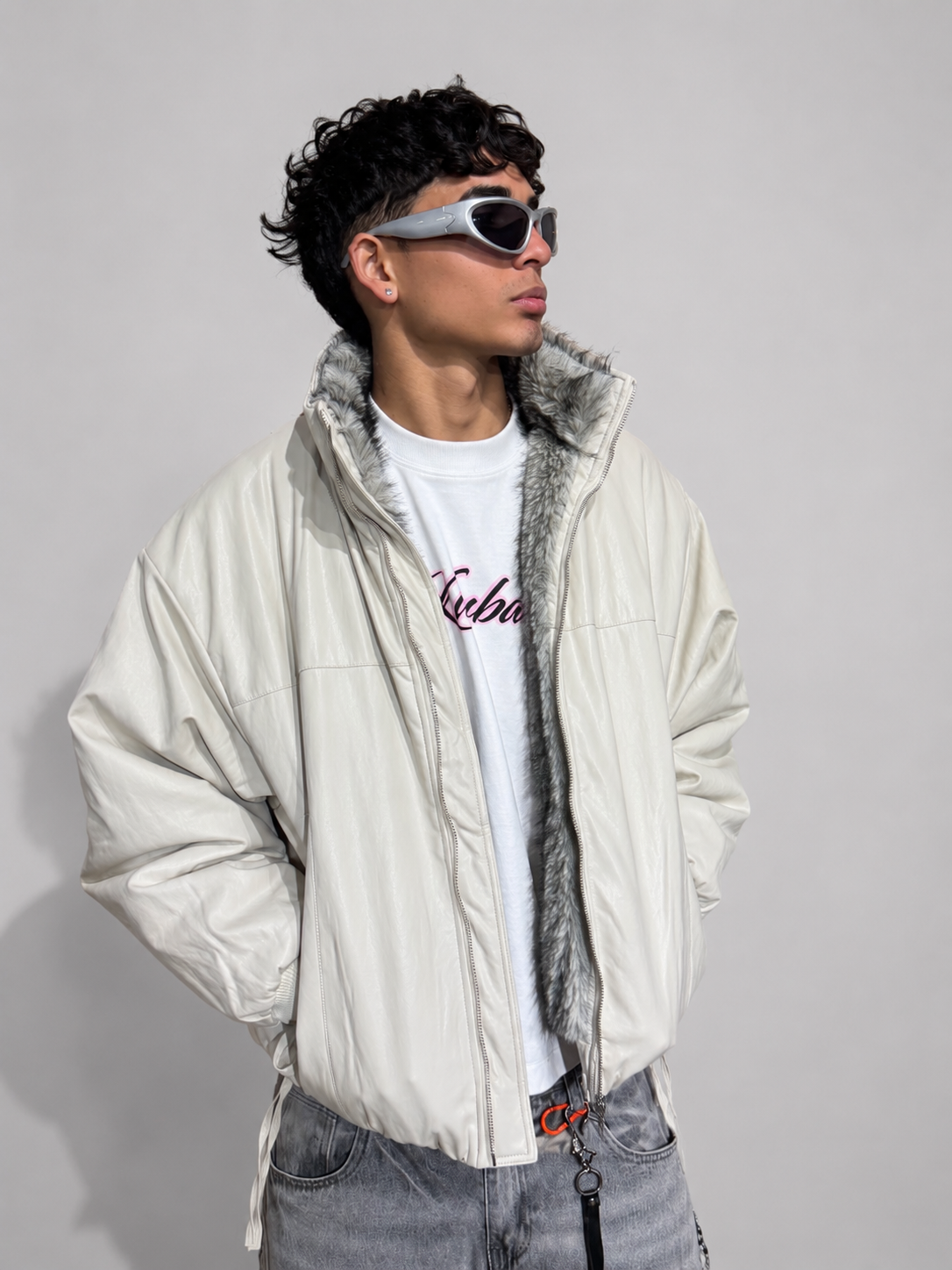 WINTER WHITE