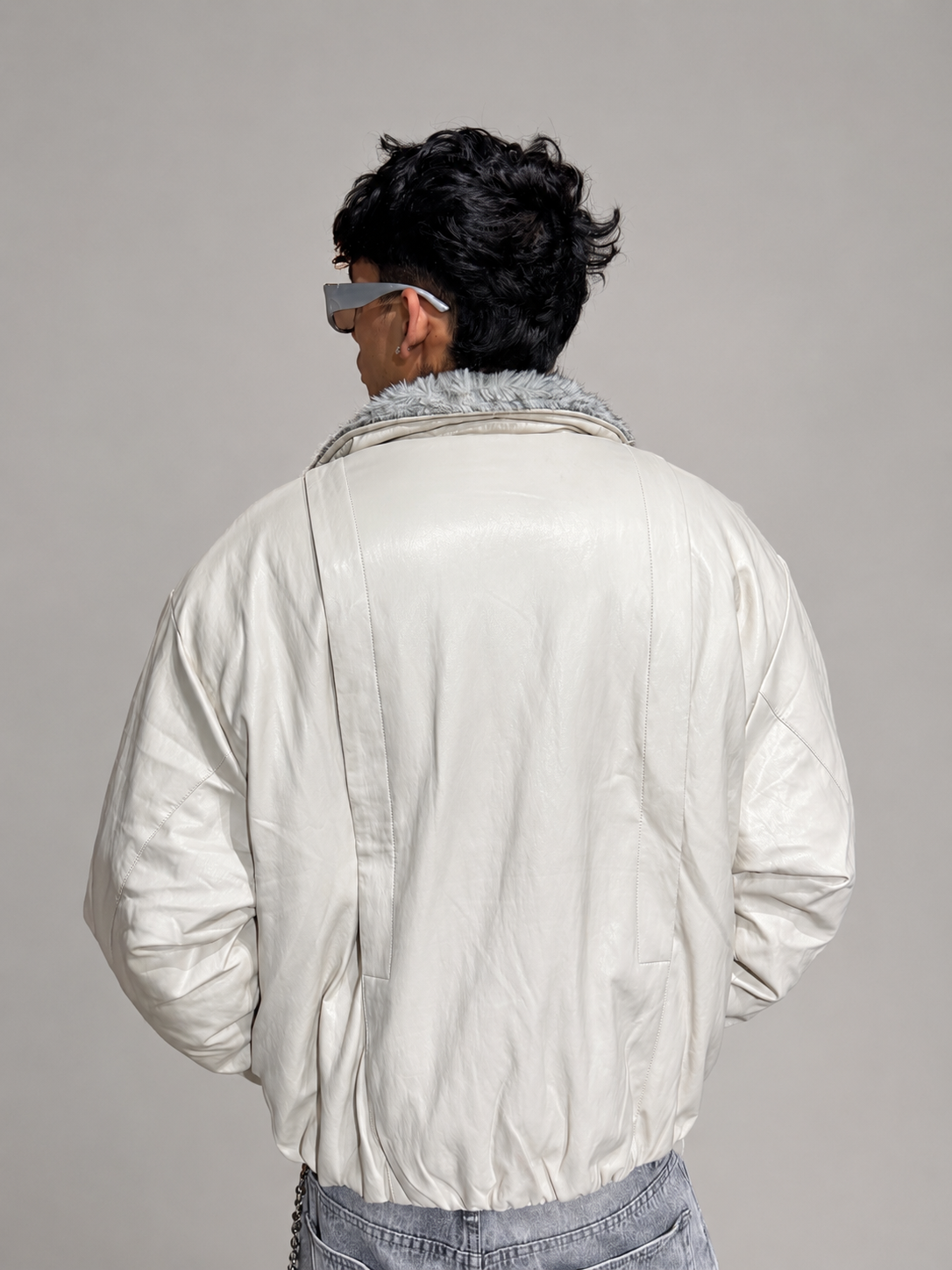 WINTER WHITE